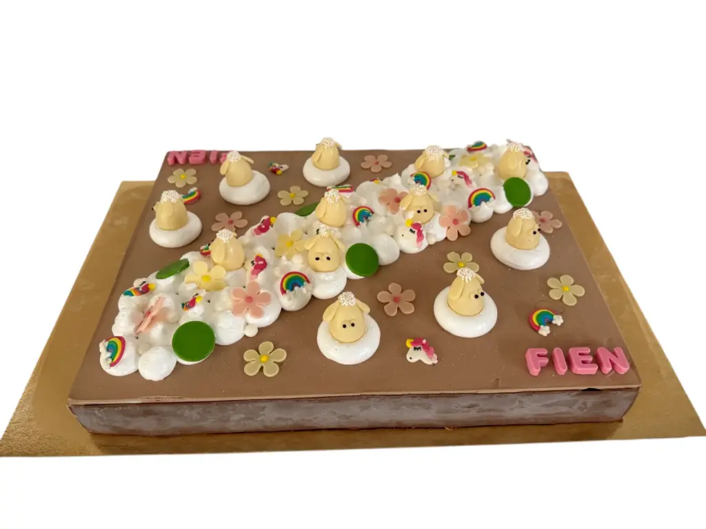 Ijstaart op maat (28-32p) (Chocolade, Rice crispies, praliné en melkchocolade, Melkchocolade)